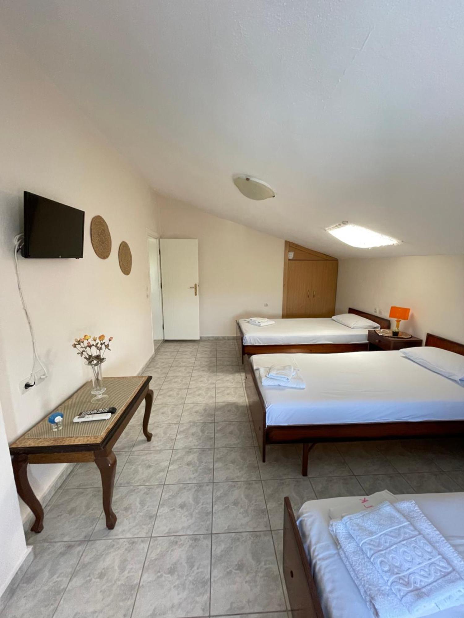 Aktaion Hotel Skala Alykis ภายนอก รูปภาพ