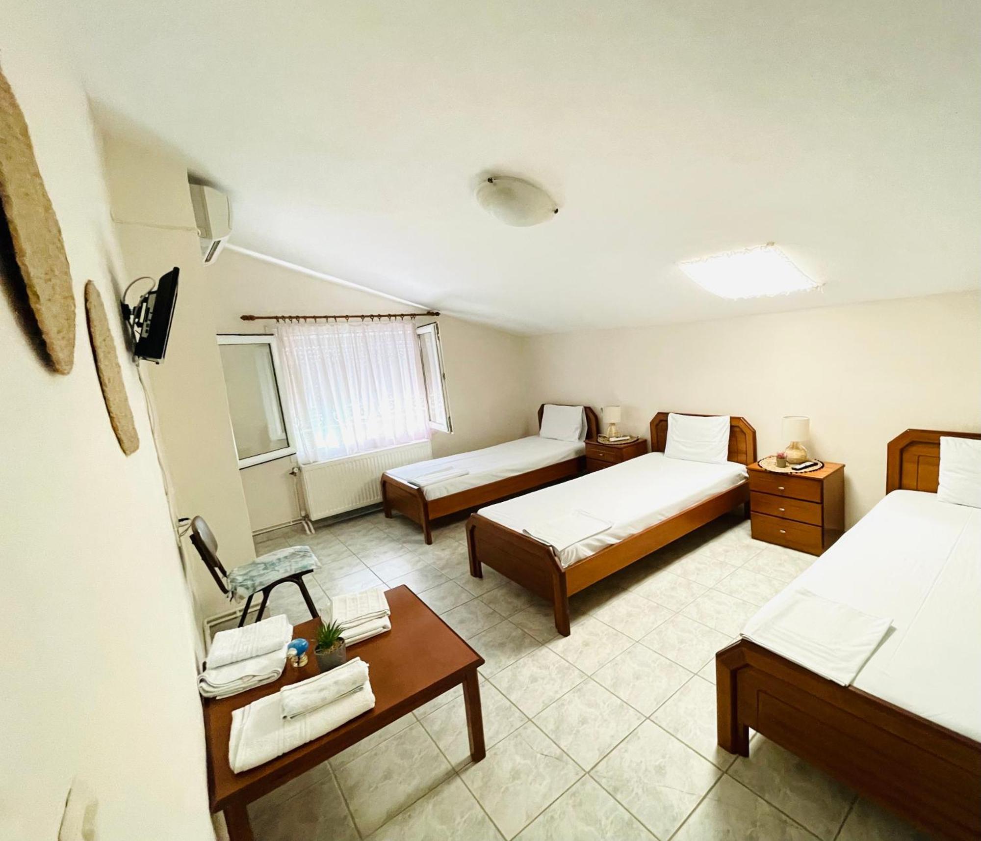 Aktaion Hotel Skala Alykis ภายนอก รูปภาพ